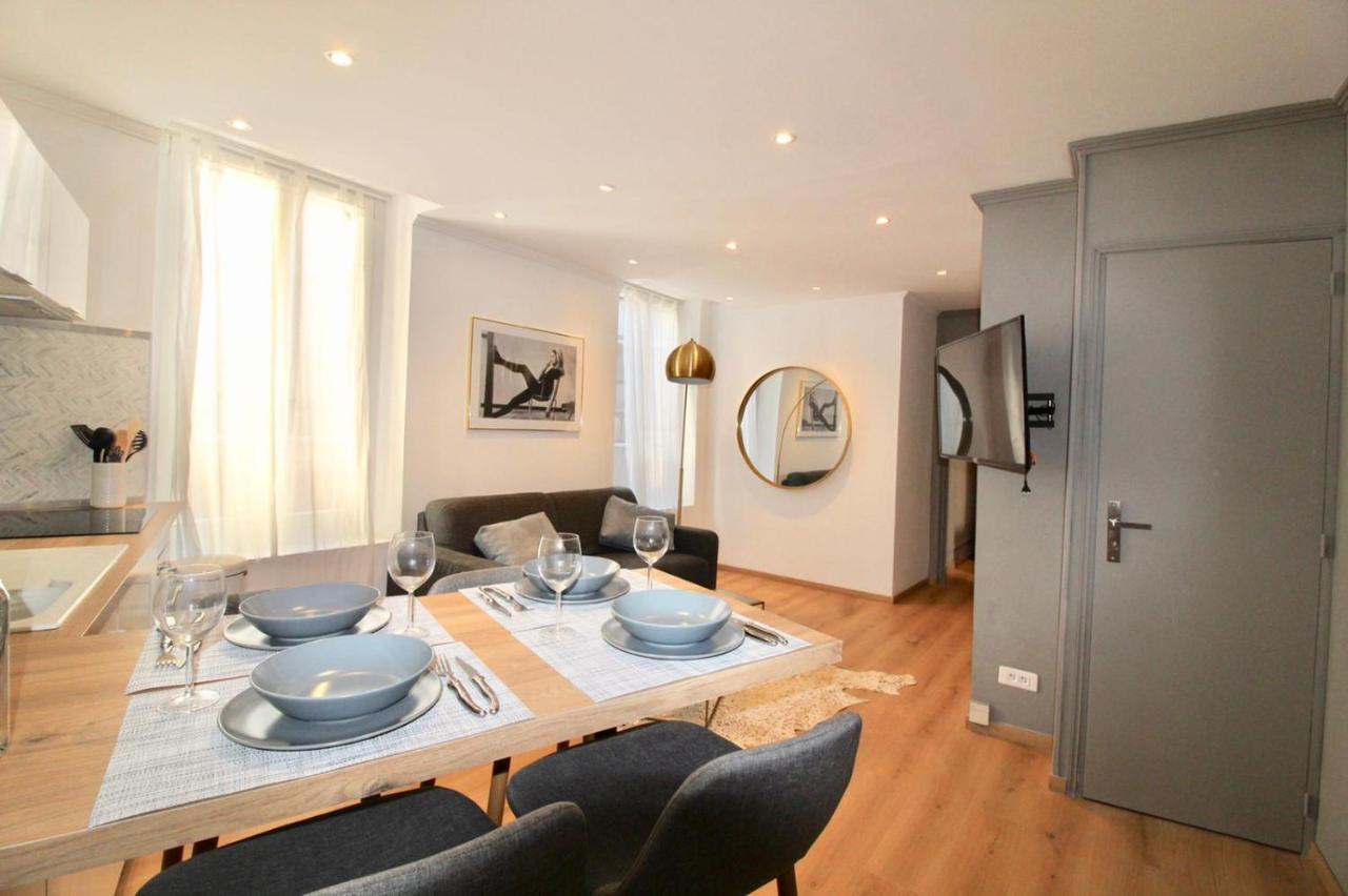 Lovely Apartment Heart Of Golden Square Fiber Wifi Nice Exterior photo